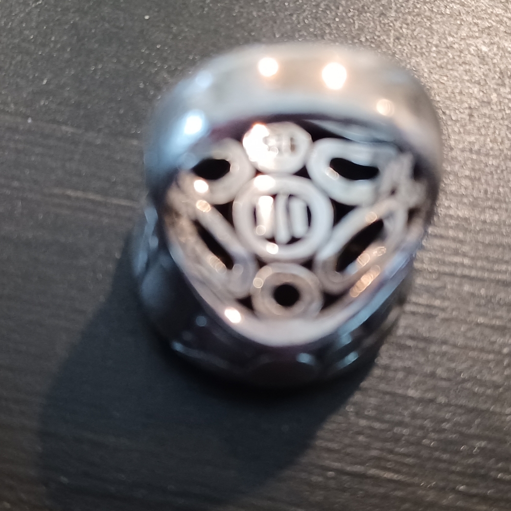 John Hardy sterling silver ring size 6